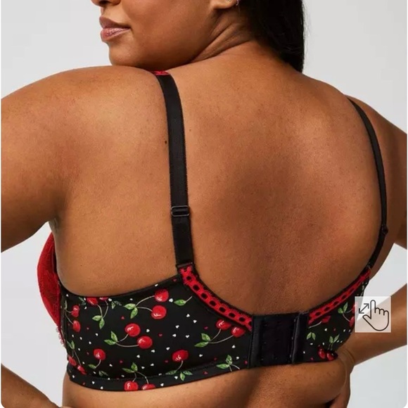 Torrid Cherry print bra 40C Perfect tee shirt red lace black underwire - Picture 2 of 8